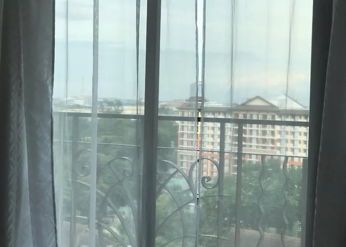 Appartement Staycation Nook Between Ayala And Sm Malls