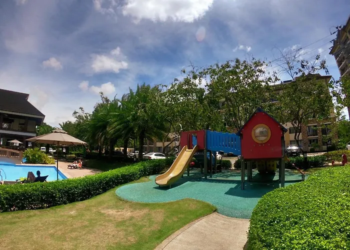 Staycation Nook Between Ayala And Sm Malls Appartement *
