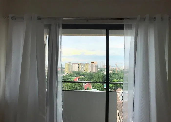 Appartement Staycation Nook Between Ayala And Sm Malls *